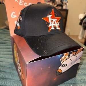 MIRADA | "ESTA GALAXIA” HAT